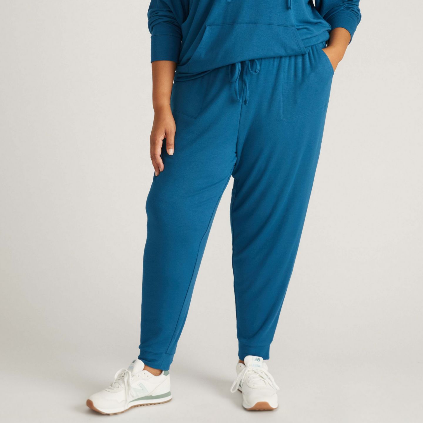 Женские брюки Universal Standard Plus Size Signature Jogger, цвет: Синий бирюзовый — фото 1