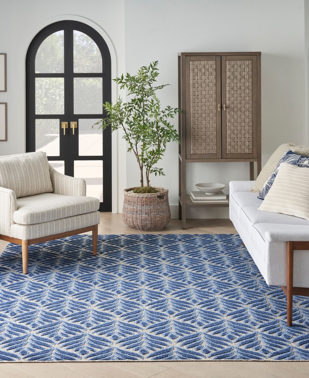 Nourison Home Aloha ALH35 7'x10' Area Rug