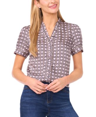 Women's Short-Sleeve V-Neck Button-Up Shirt