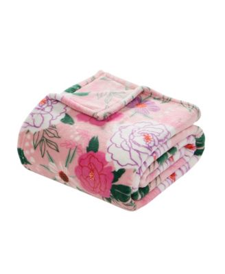 Flourished Love Plush Throw, 50" x 70"