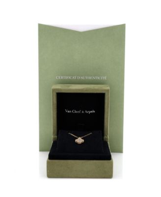 Sweet Alhambra Pendant Necklace