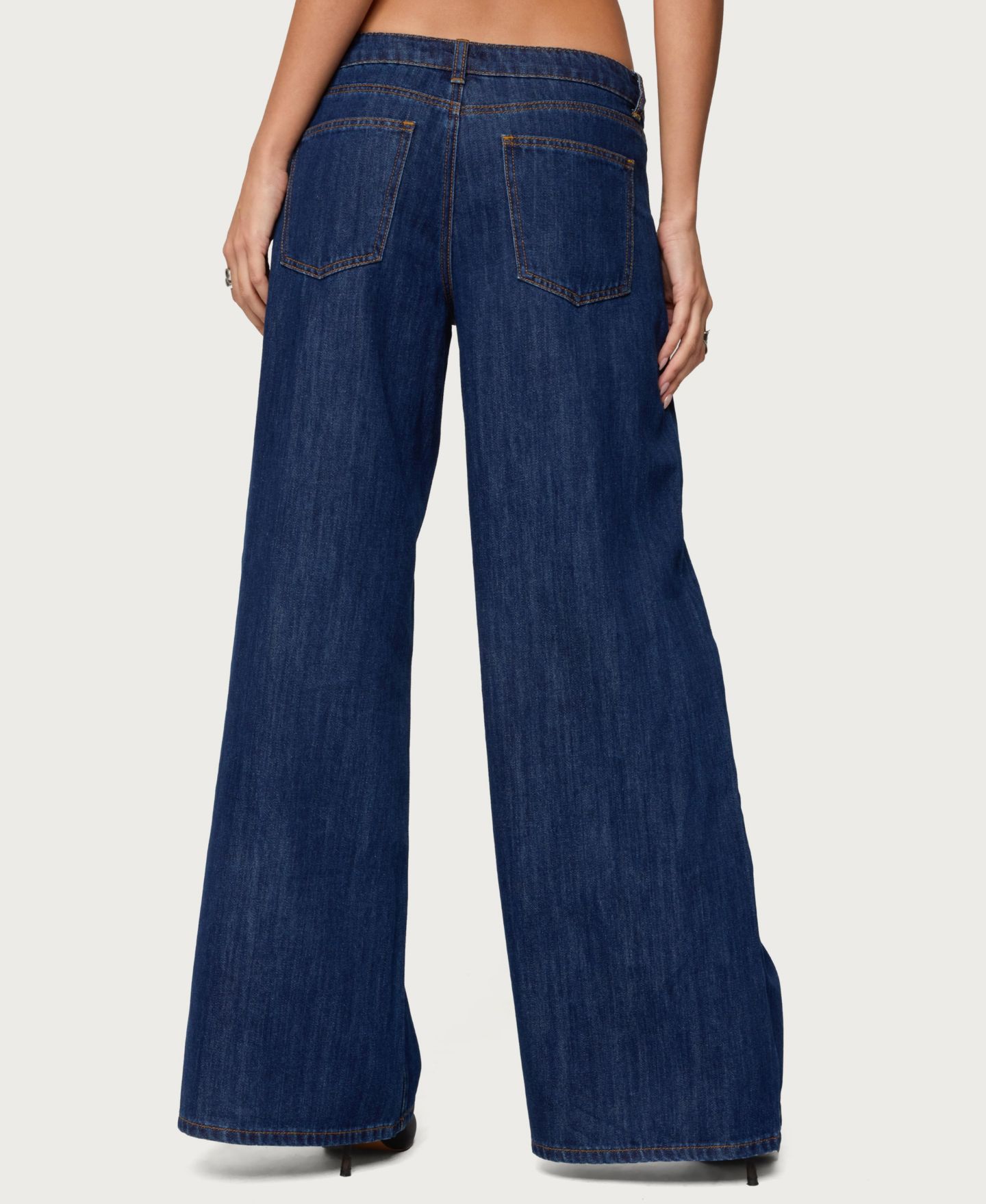 Женские джинсы Edikted Jimena Low Rise Wide Leg, цвет: Синий — фото 2