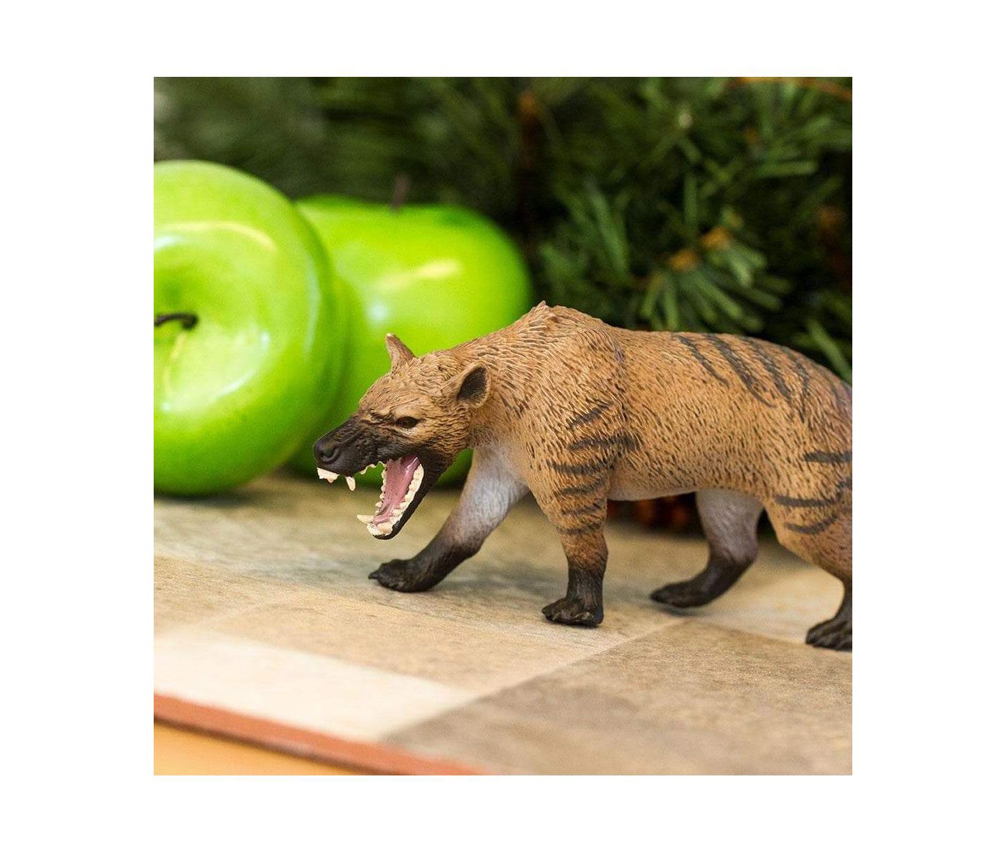 Детская фигурка Safari Ltd. Hyaenodon Gigas Prehistoric Figurine, Ages 3+ — фото 2