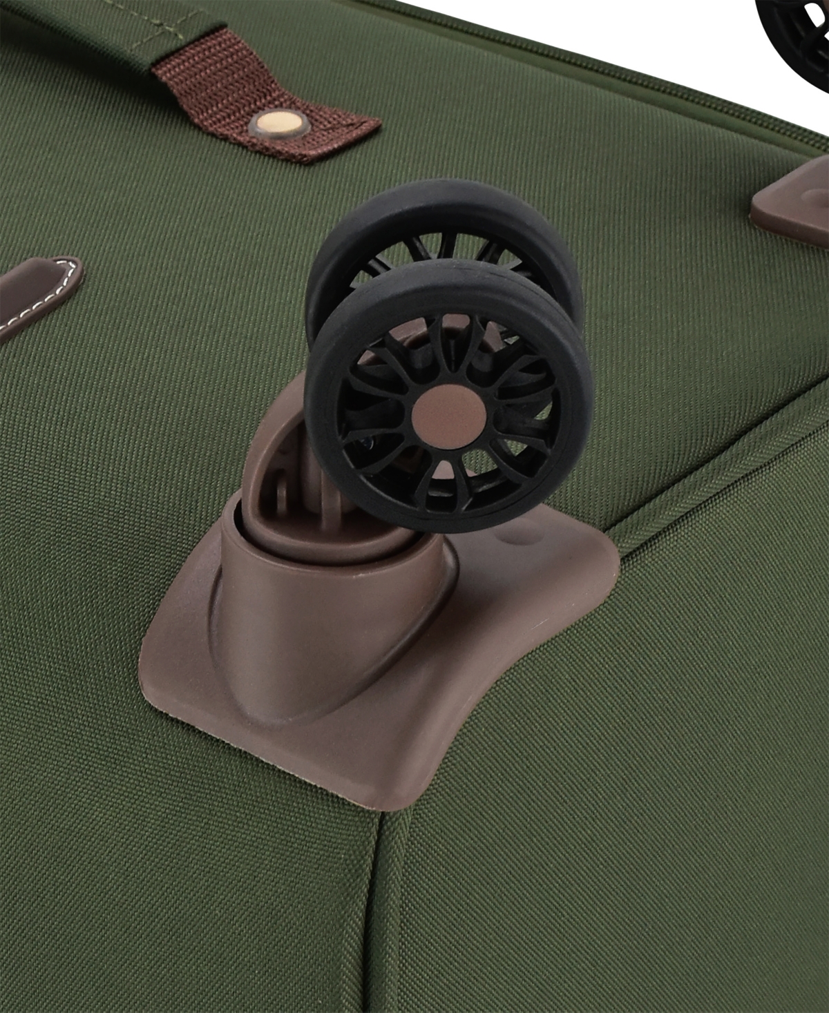 London Fog Nottingham Large Expandable Softside Spinner