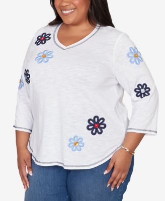 Plus Size Port Side Embellished Floral Button Top
