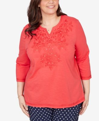 Plus Size Port Side Tonal Embroidered Split Neck Top