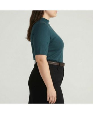 Women's Plus Size Modern Mock Neck Tee