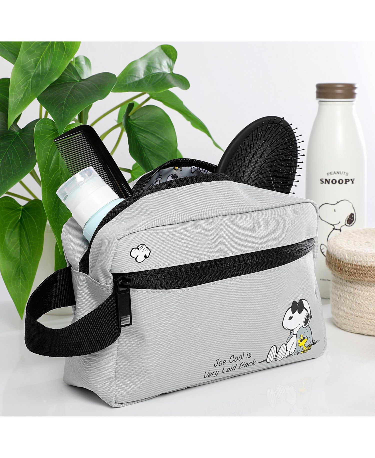 Snoopy and Woodstock Travel Bag for Toiletries Official License, Joe Cool Hygiene Travel Bag