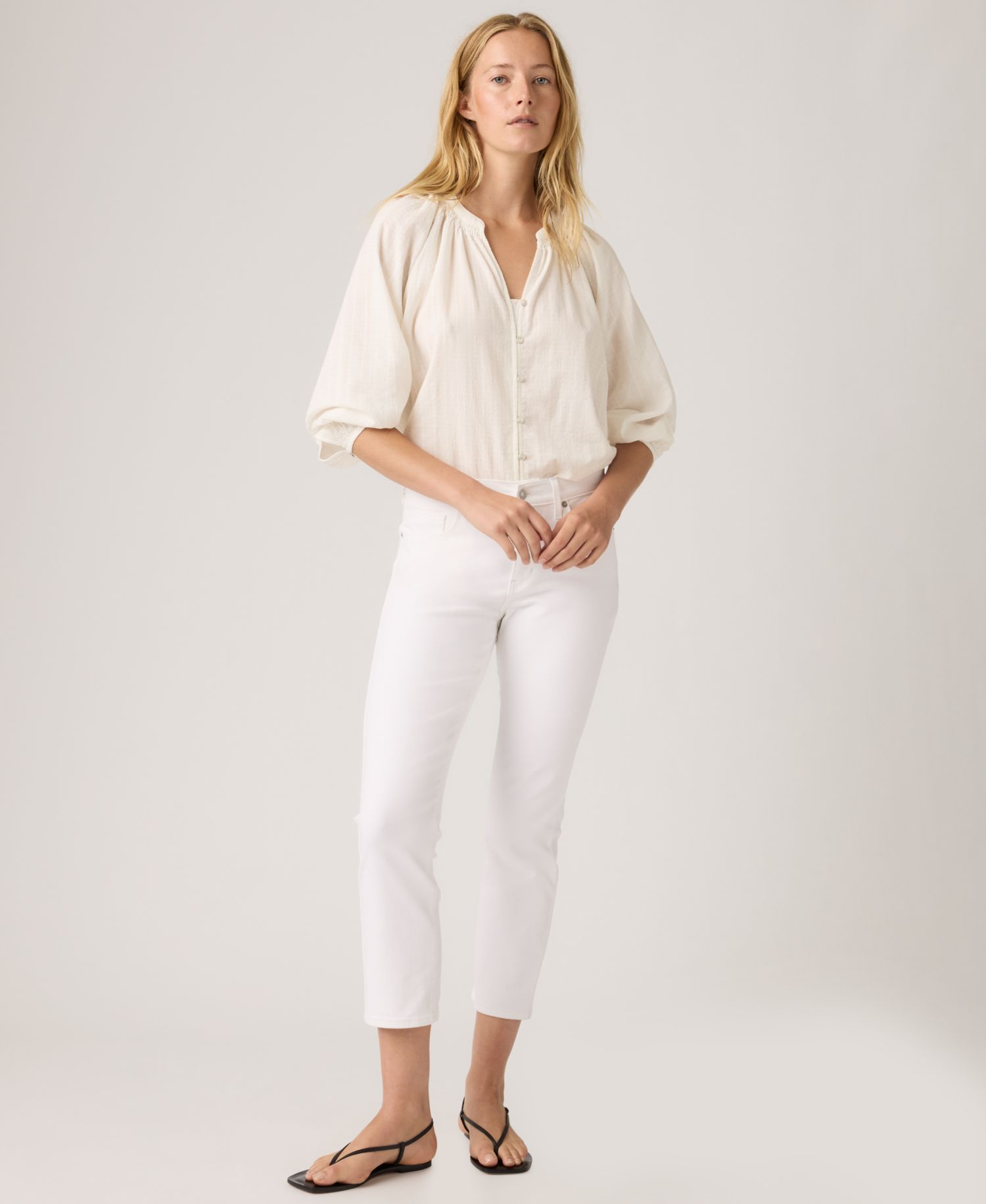 Women's Classic Mid-Rise Ankle Straight-Leg Jeans