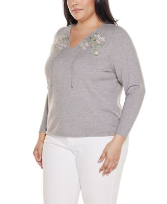 Plus Size Embroidered-Flower Split-Neck Sweater