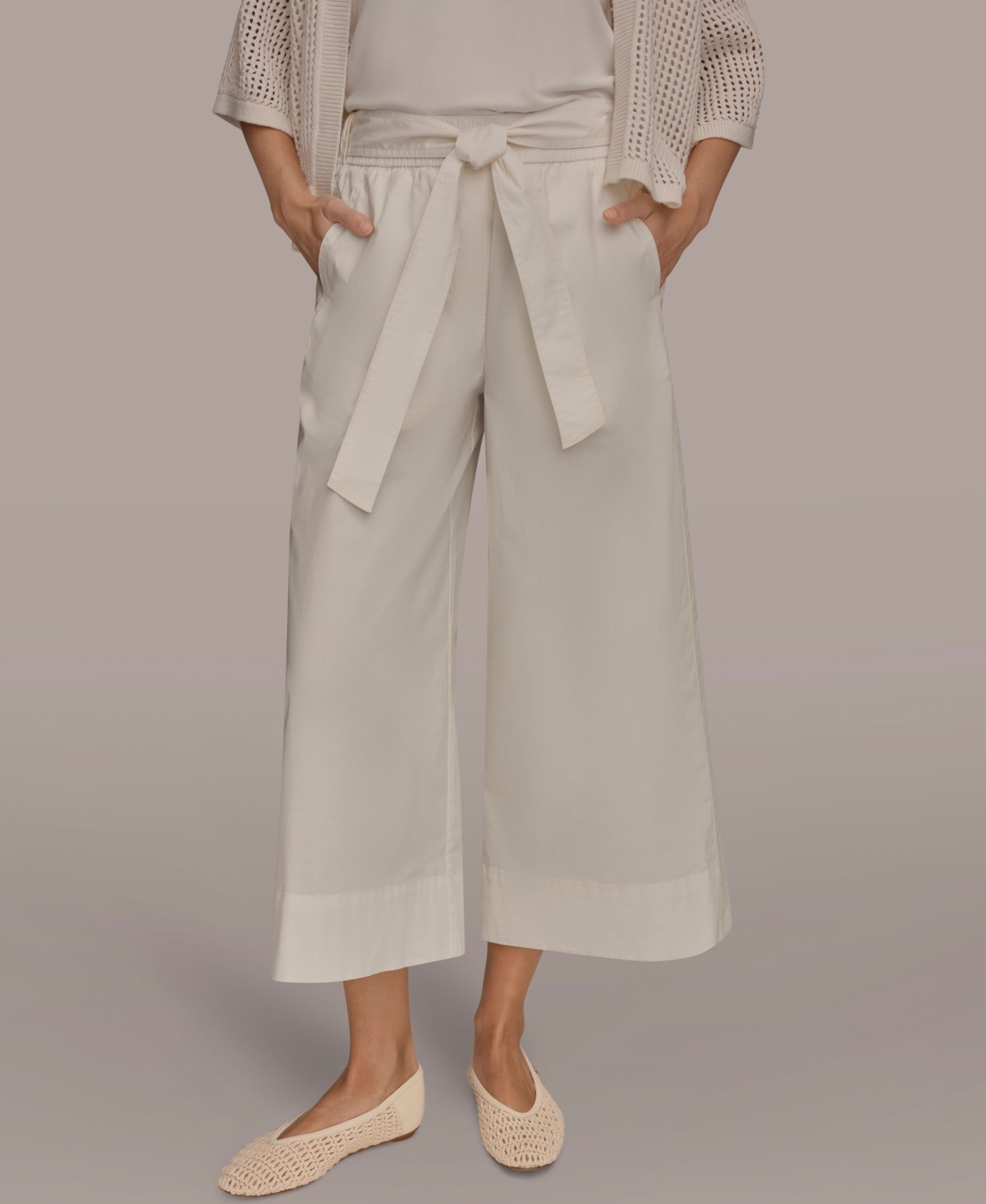 Women's Mid-Rise Cropped Pants