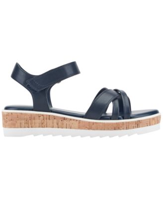 Women's Gyllie Flat Platform Sandals