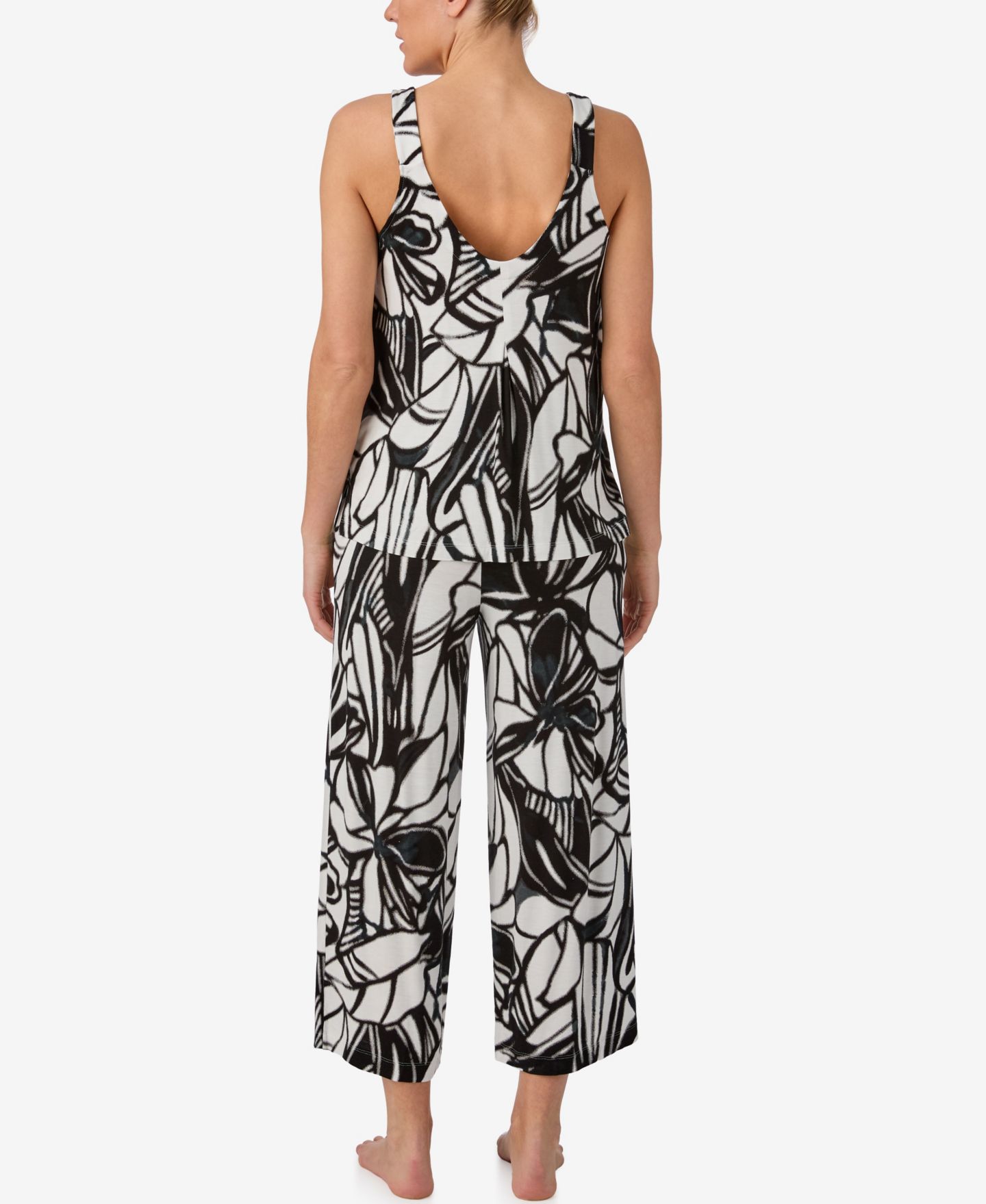 Женский пижамный комплект DKNY: майка и укороченные брюки, цвет: Чёрный с принтом — фото 3