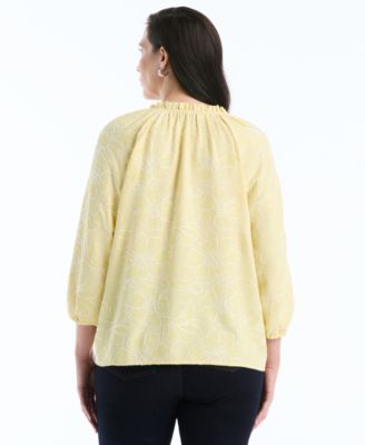 Plus Size Floral Embroidered 3/4-Sleeve Blouse