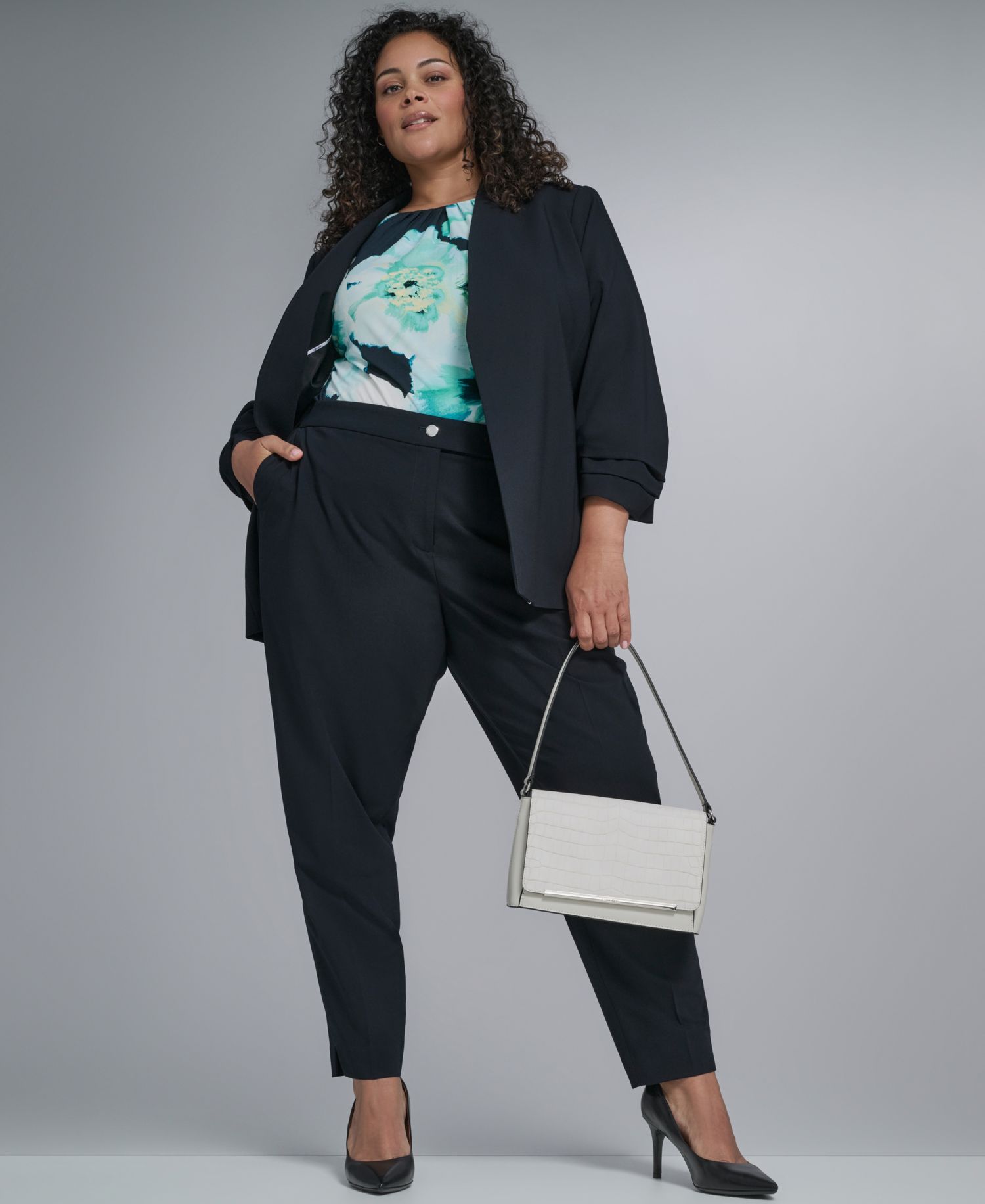 Plus Size Collarless Open Front Blazer