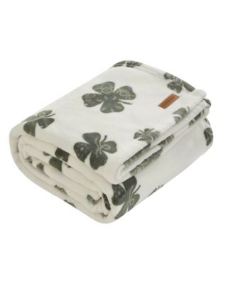 Clovers Plush Throw, 50" x 70"