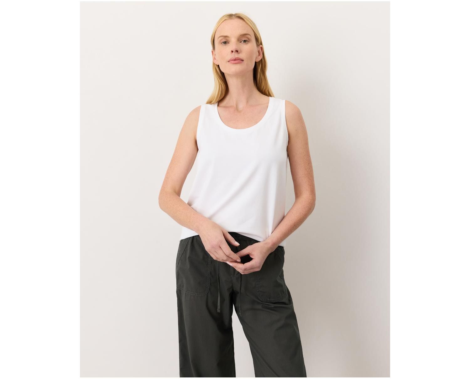 Women's Luxe Signature Tank Tops & Tees