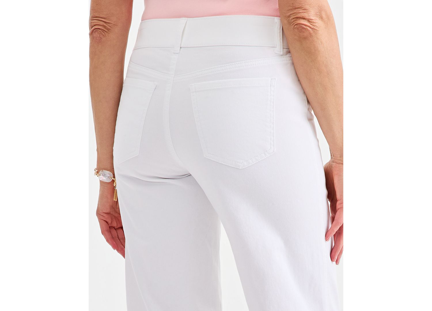Women's High Rise Pull-On Cropped Jeans