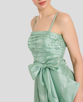 Women's Ruched Bodice Ruffle Front Gown
