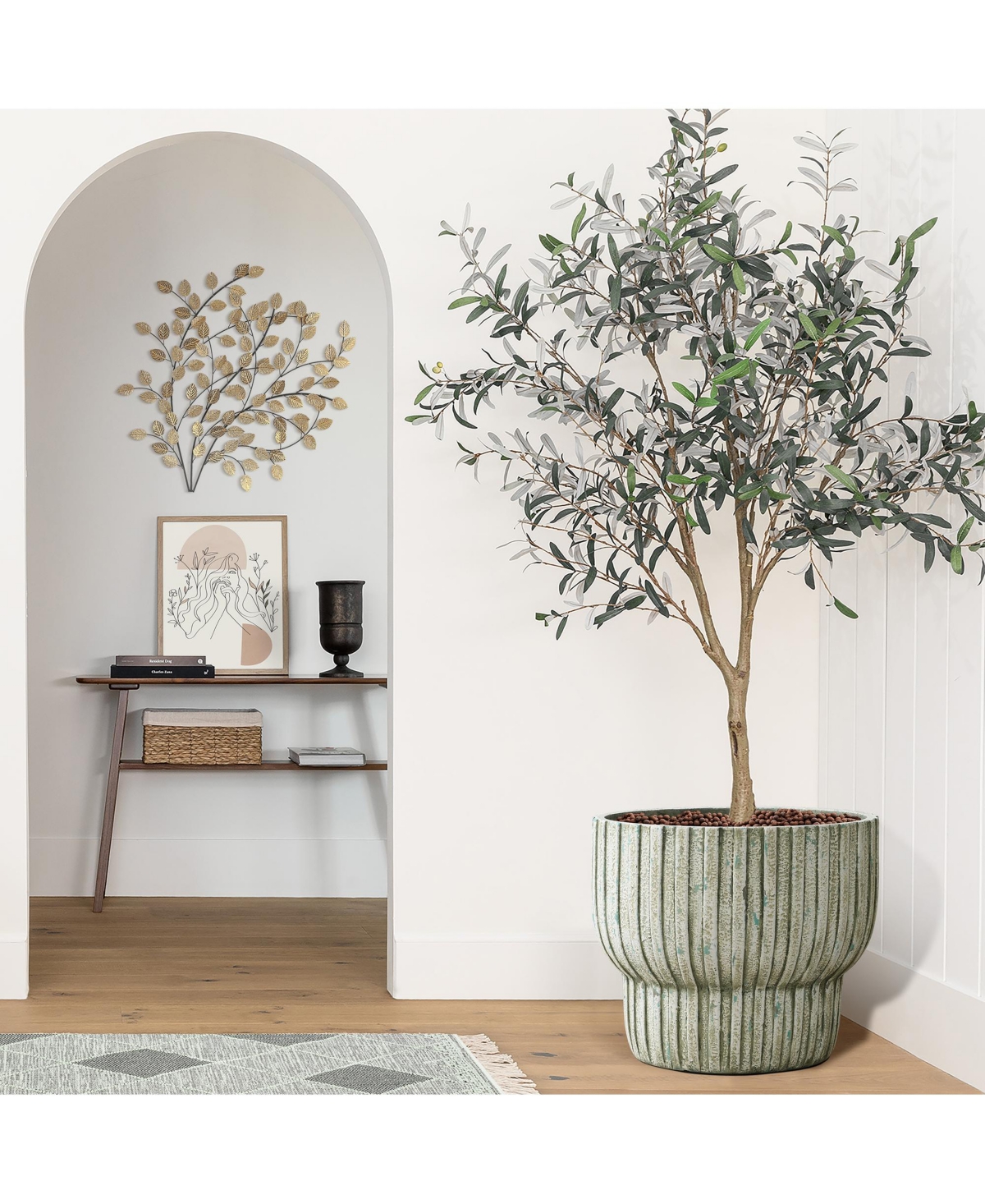 LuxenHome Vintage Distressed 13.4-Inch Tall Round Cement Planter