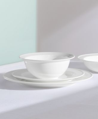 Studio 1414 Rimmed 16-Pc. Dinnerware Set, Service for 4