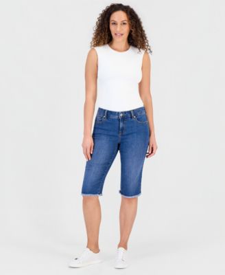 Petite Mid-Rise Raw-Hem Skimmer Jeans