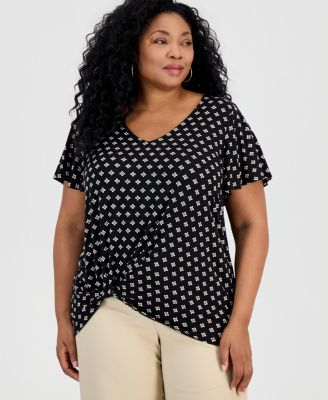 Plus Size Allegria Knot-Hem Top