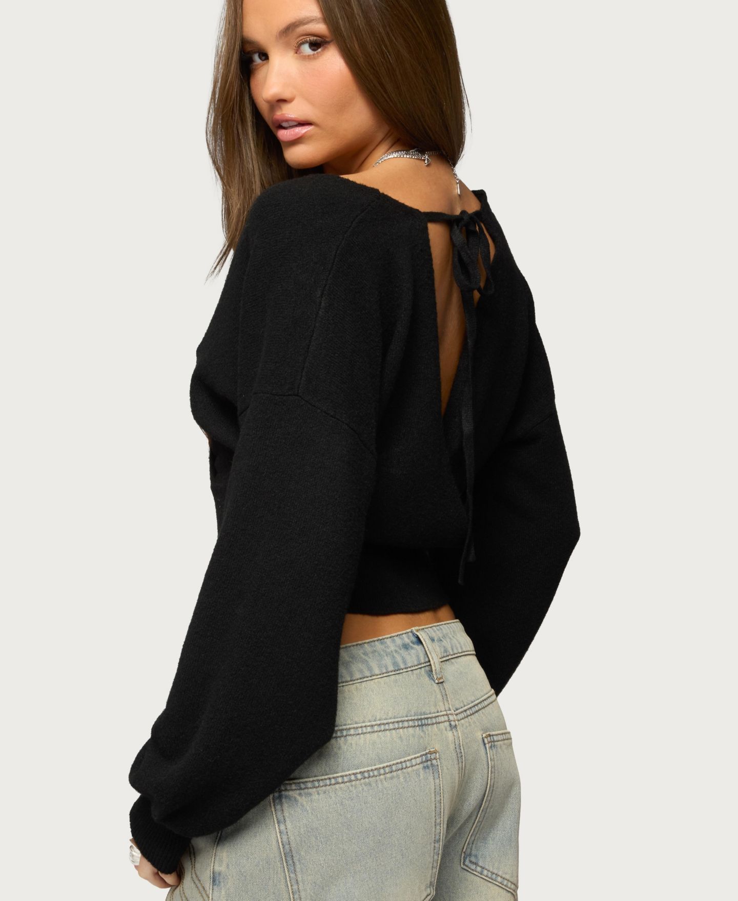 Женский свитер Edikted Lillia V Neck Wrap, цвет: Чёрный — фото 2