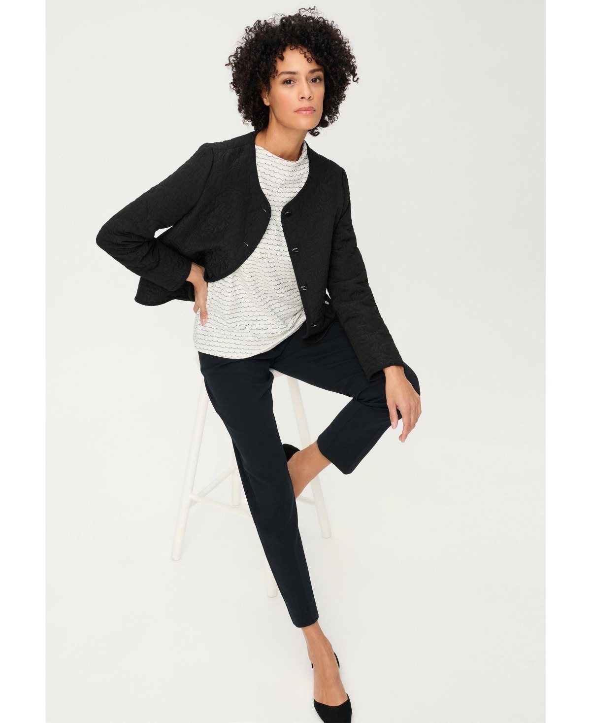 Olsen Women's Scallop Stripe Jersey Top