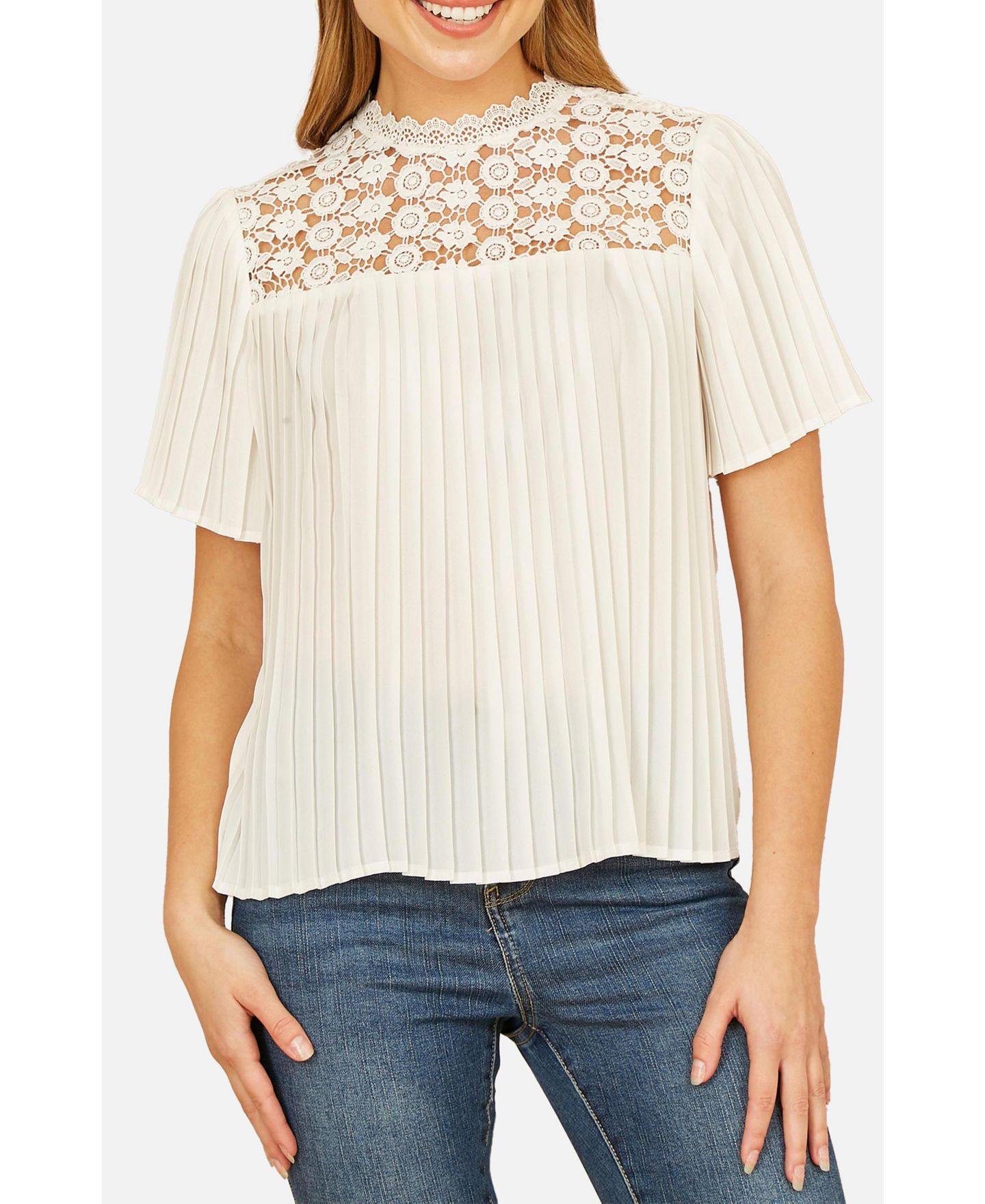 Женский топ Yumi Lace Panel Pleated Short Sleeve, цвет: Белый — фото 5