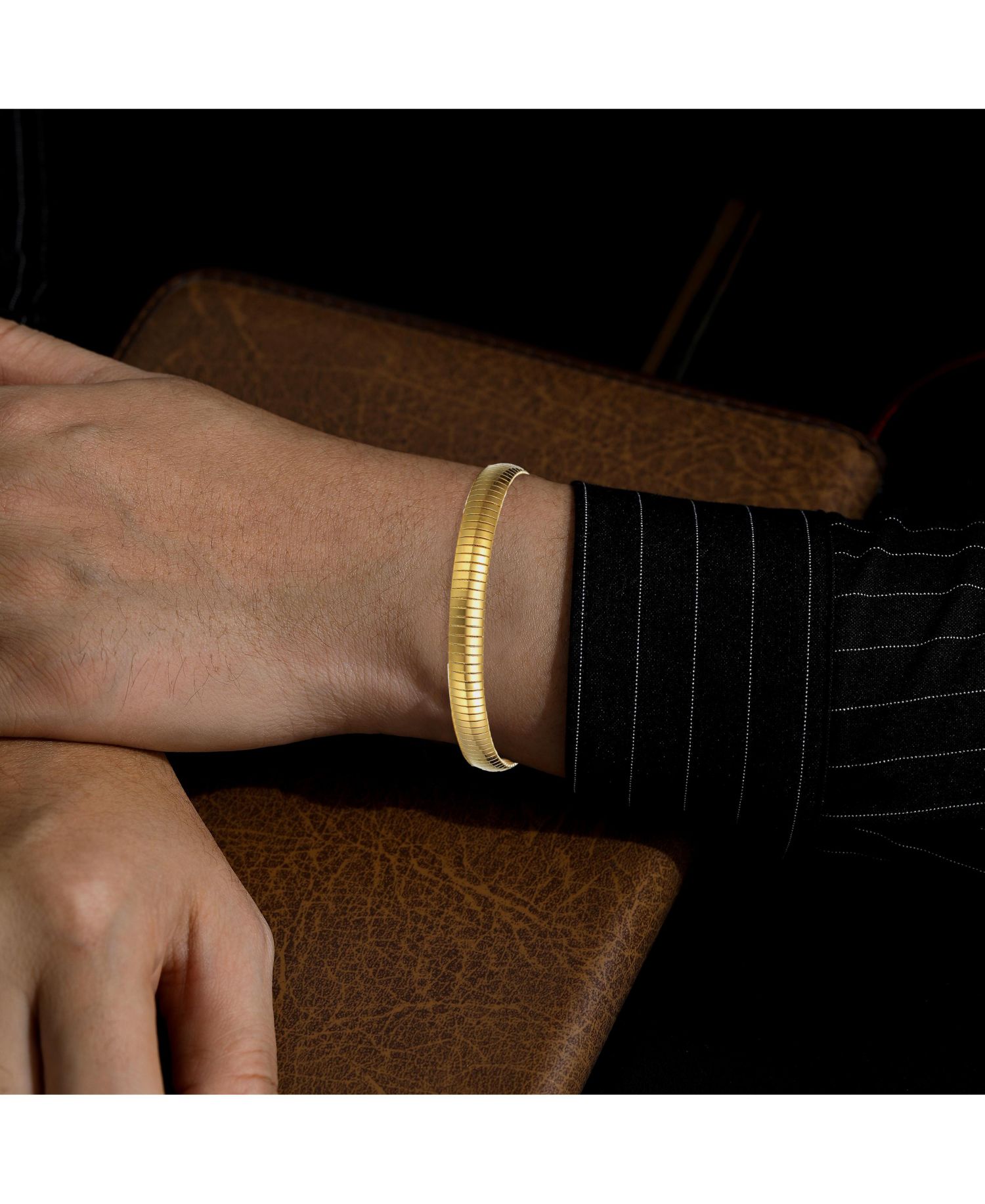 Modern High-Polish Sleek Snake Chain Omega Bracelet