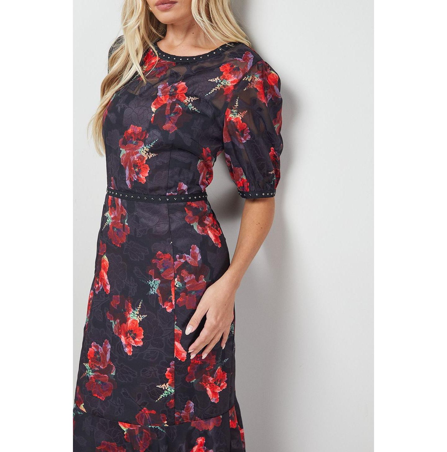 Женское платье Oasis Floral Stud Trim Puff Sleeve Midi, цвет: С принтом — фото 7