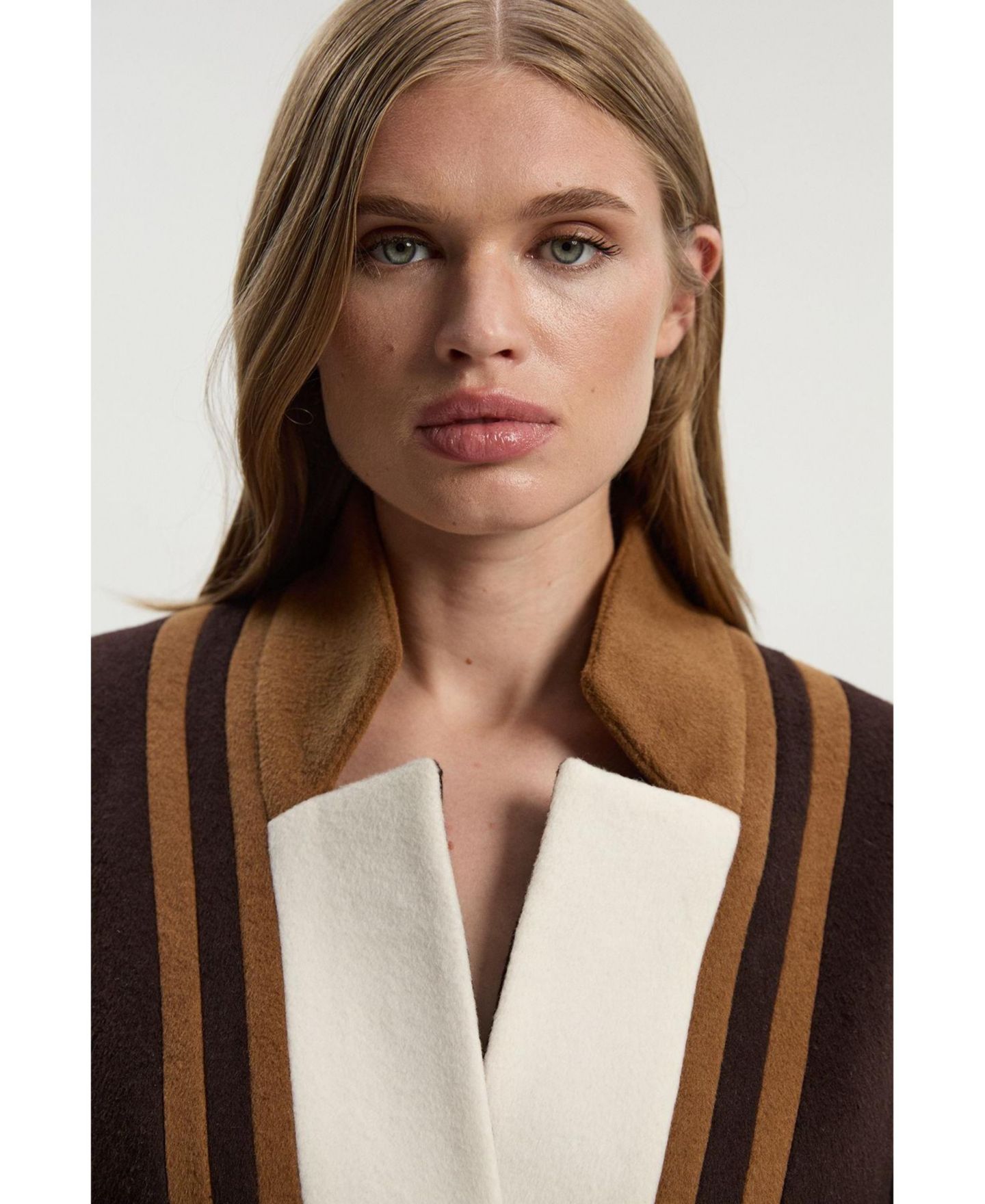 Женское пальто Karen Millen Brushed Wool Belted Midi, цвет: Шоколадный — фото 4