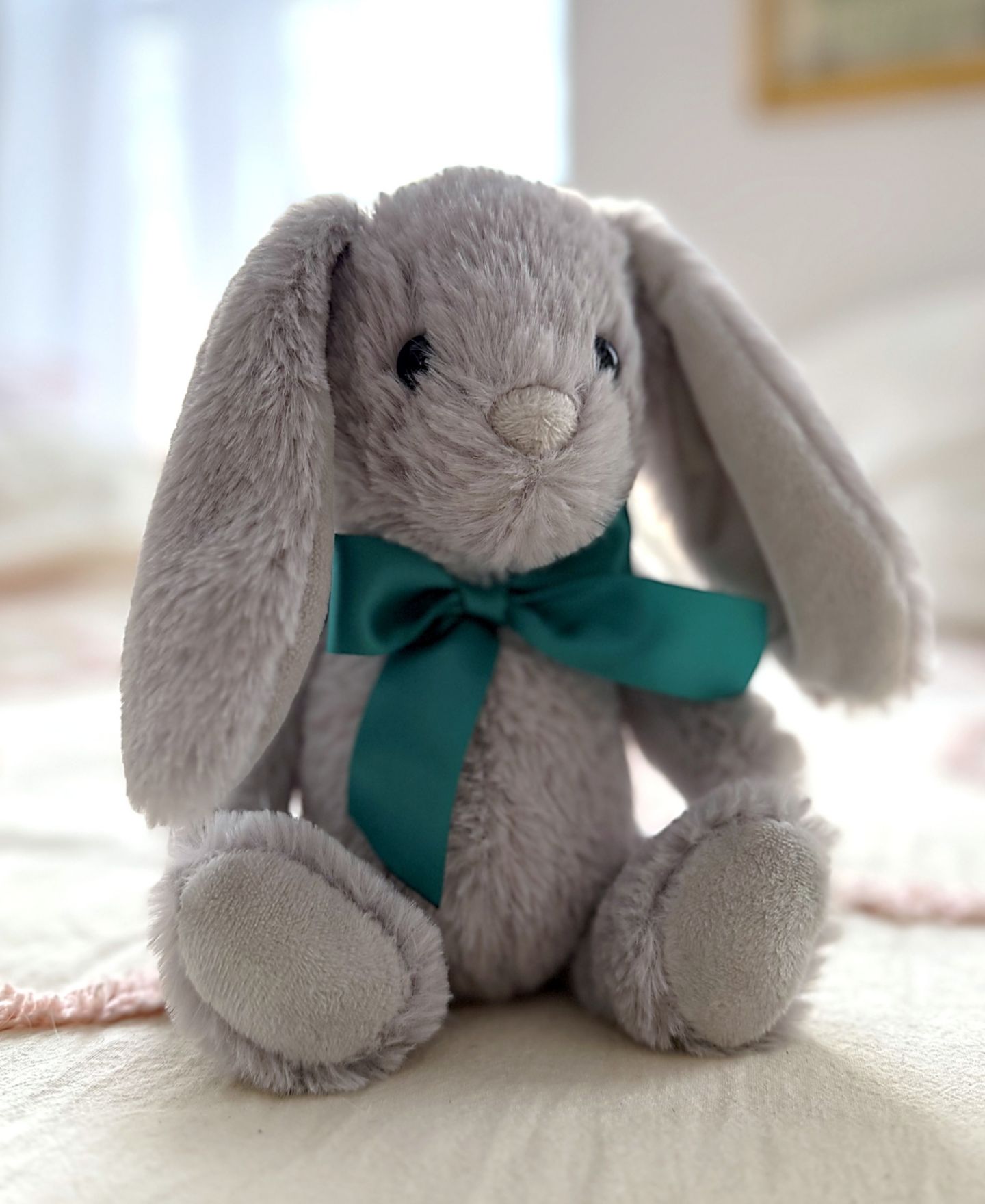 Детская мягкая игрушка Wild Hippo Luxe Leapers Gray Plush Bunny — фото 4