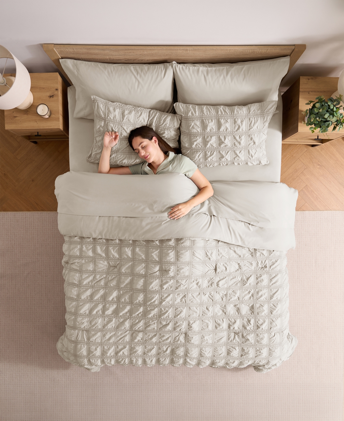 Nestl Luxury Soft Seersucker Design 7-Pc. Comforter Set