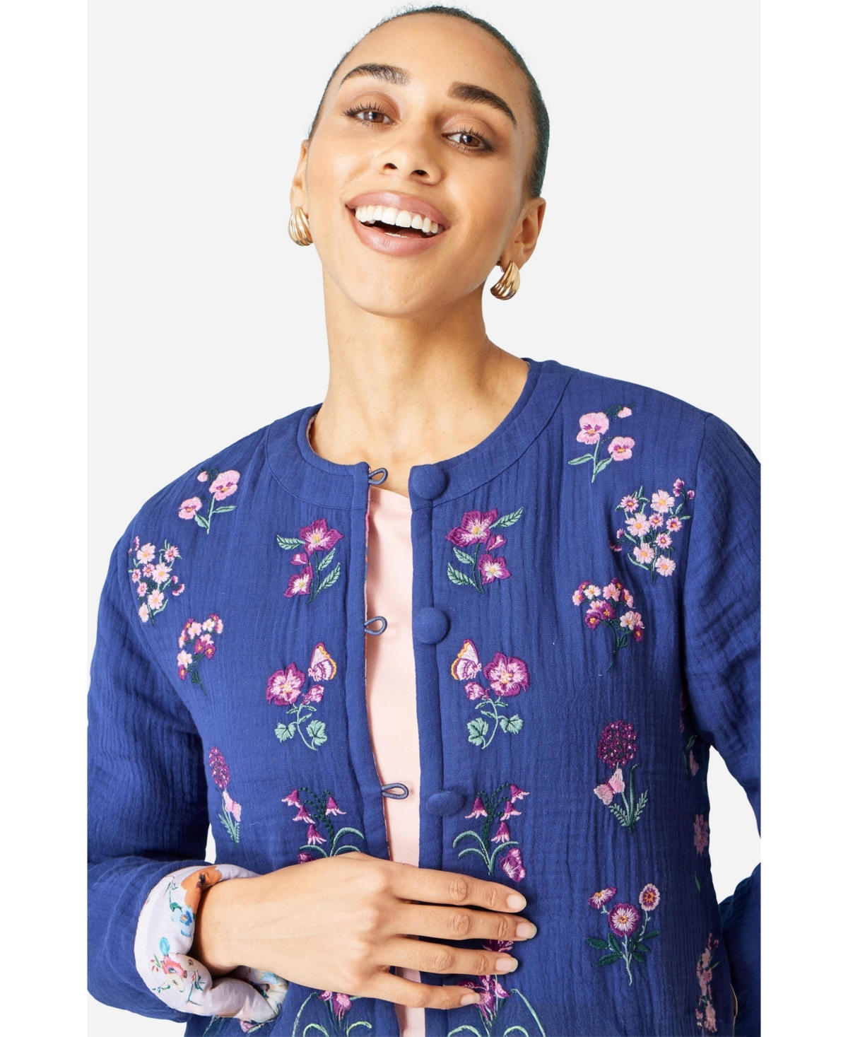 Yumi Women's Floral Embroidery Cotton Jacket