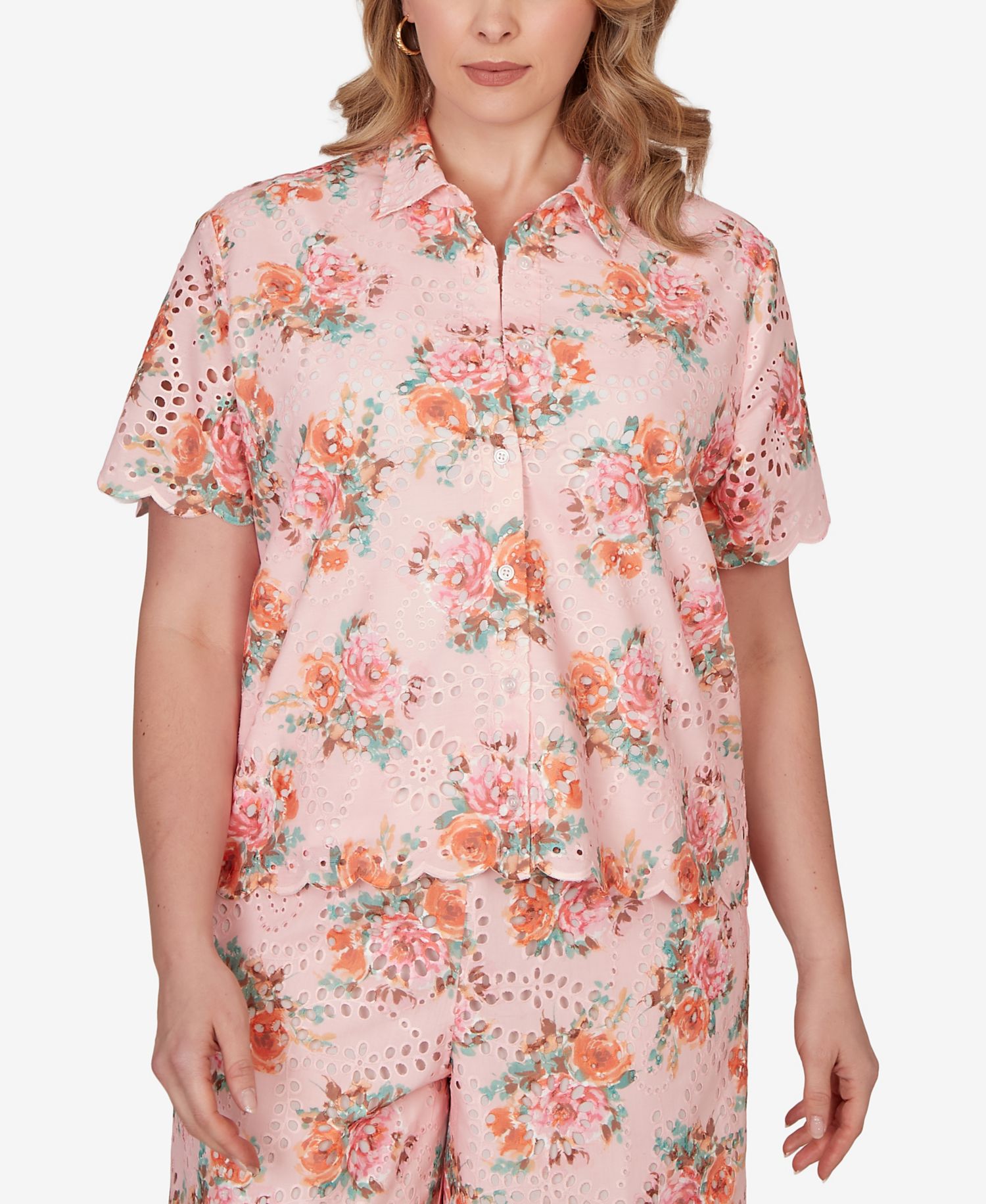 Plus Size Floral Scalloped Hem Camp Shirt