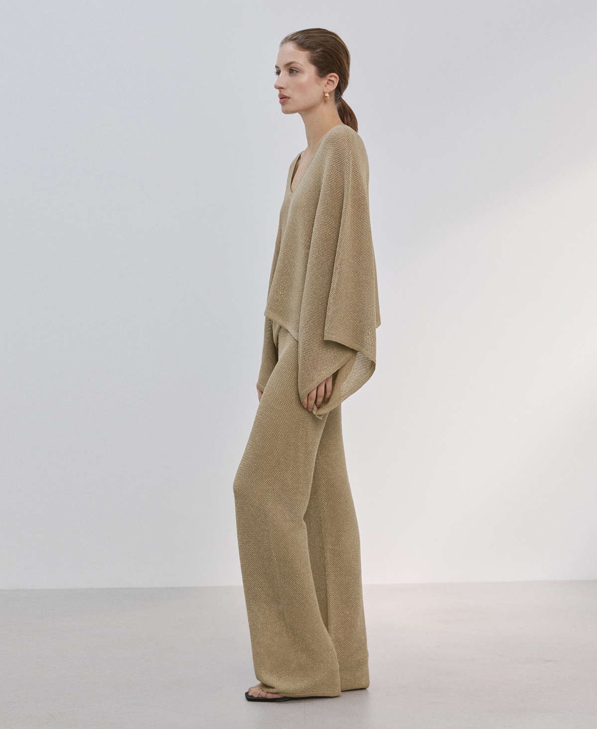 Mango Women's V-Neck Knit Top