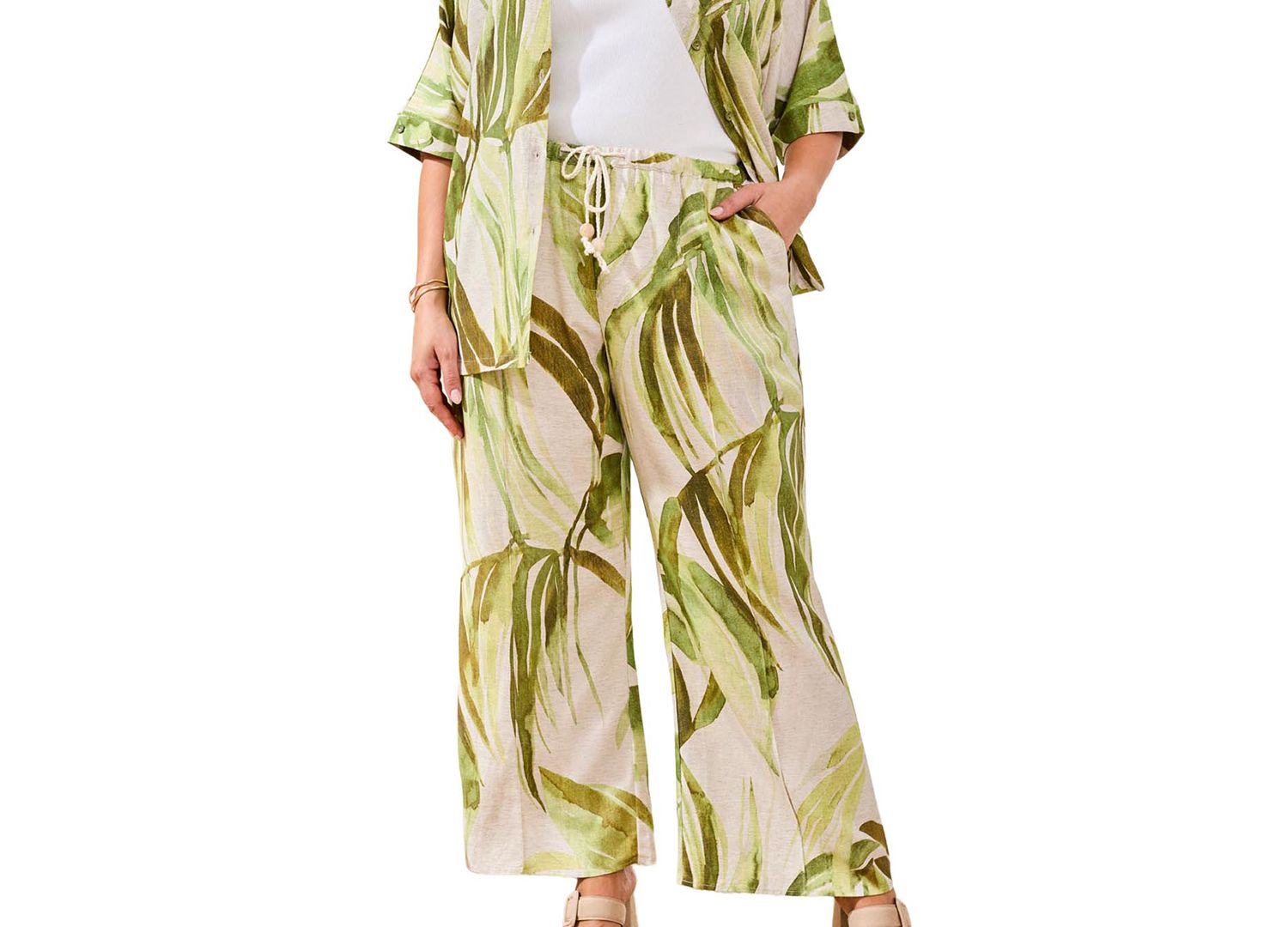 Plus Size Printed Linen Flare Pull-On Ankle Pants