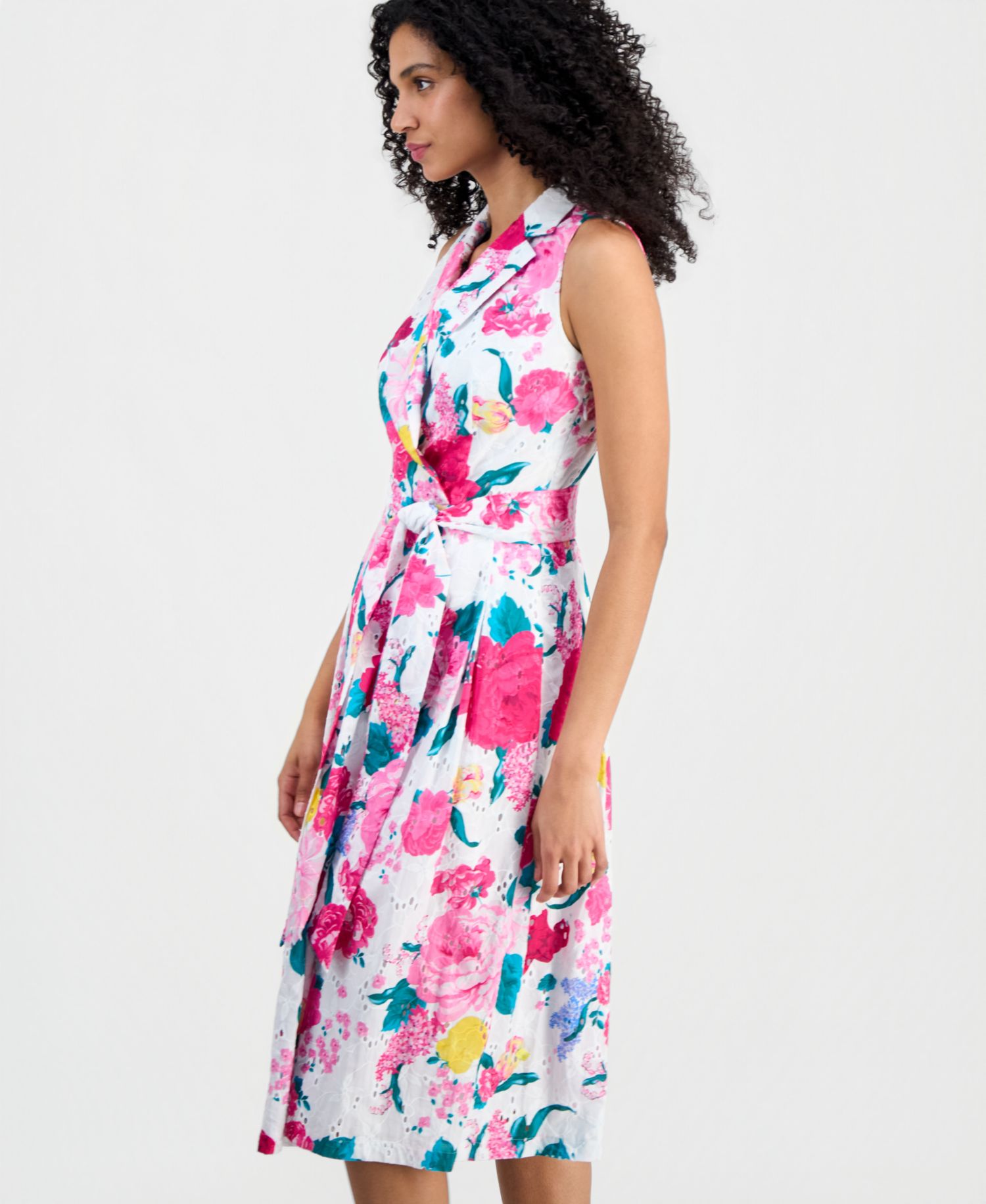 Petite V-Neck Notch Collar Printed Wrap Dress