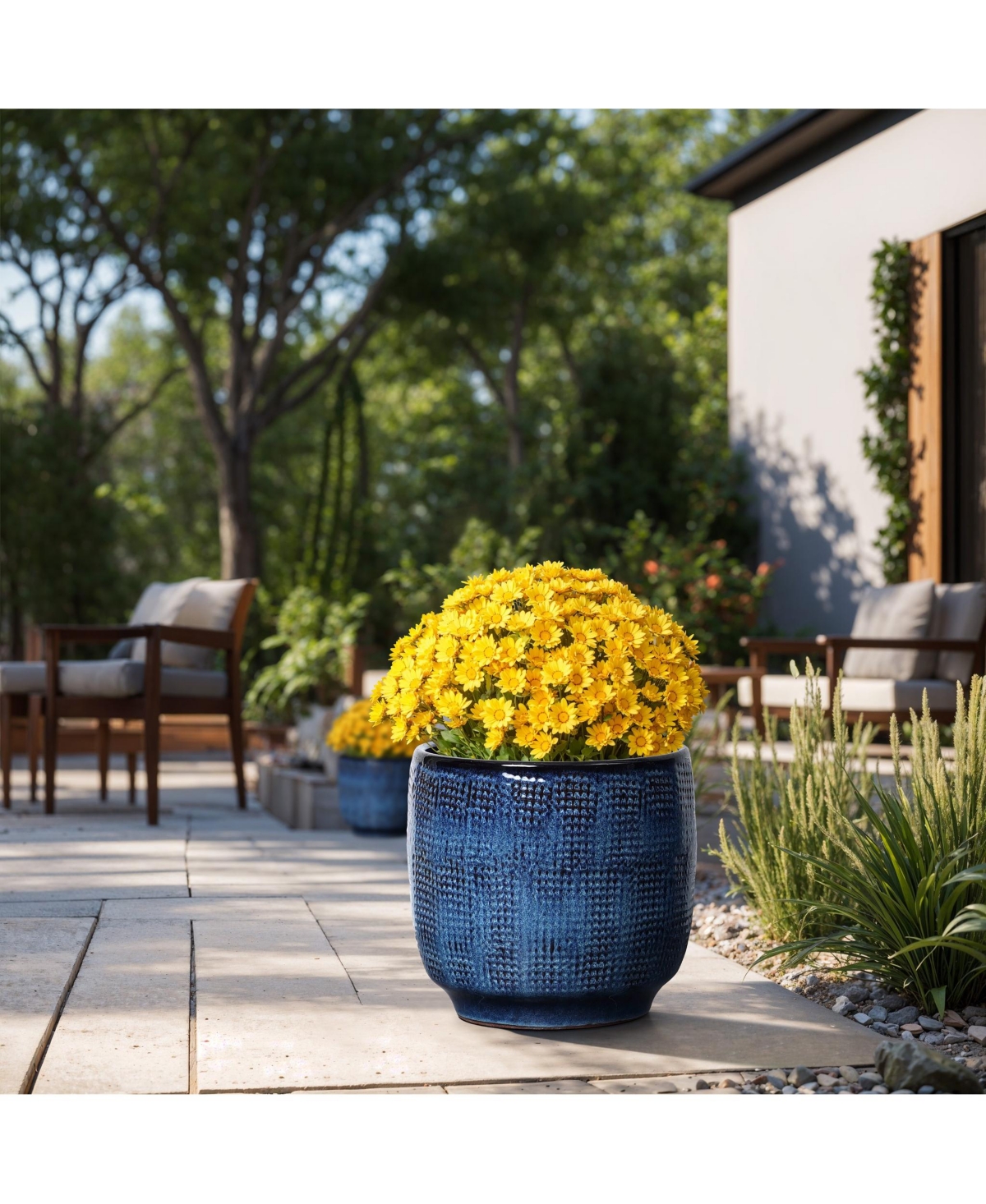 LuxenHome Ocean Blue -Inch Round Ceramic Planter