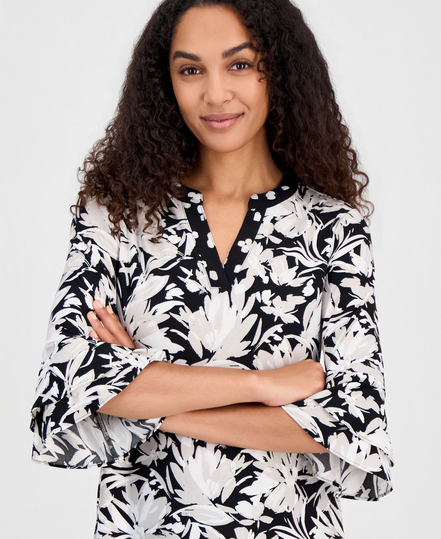 Women's Printed V-Neck Elbow-Sleeve Top, Regular & Petite
