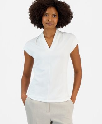 Women's V-Neck Short-Sleeve Knit Top