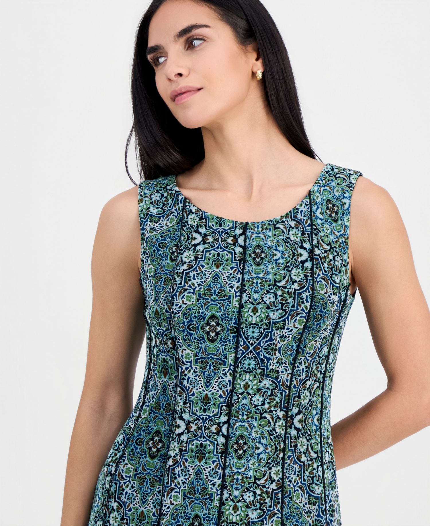 Petite Sleeveless Fit & Flare Dress