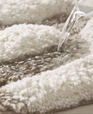 Casablanca Tufted Cotton Bath Rug, 20" x 30"