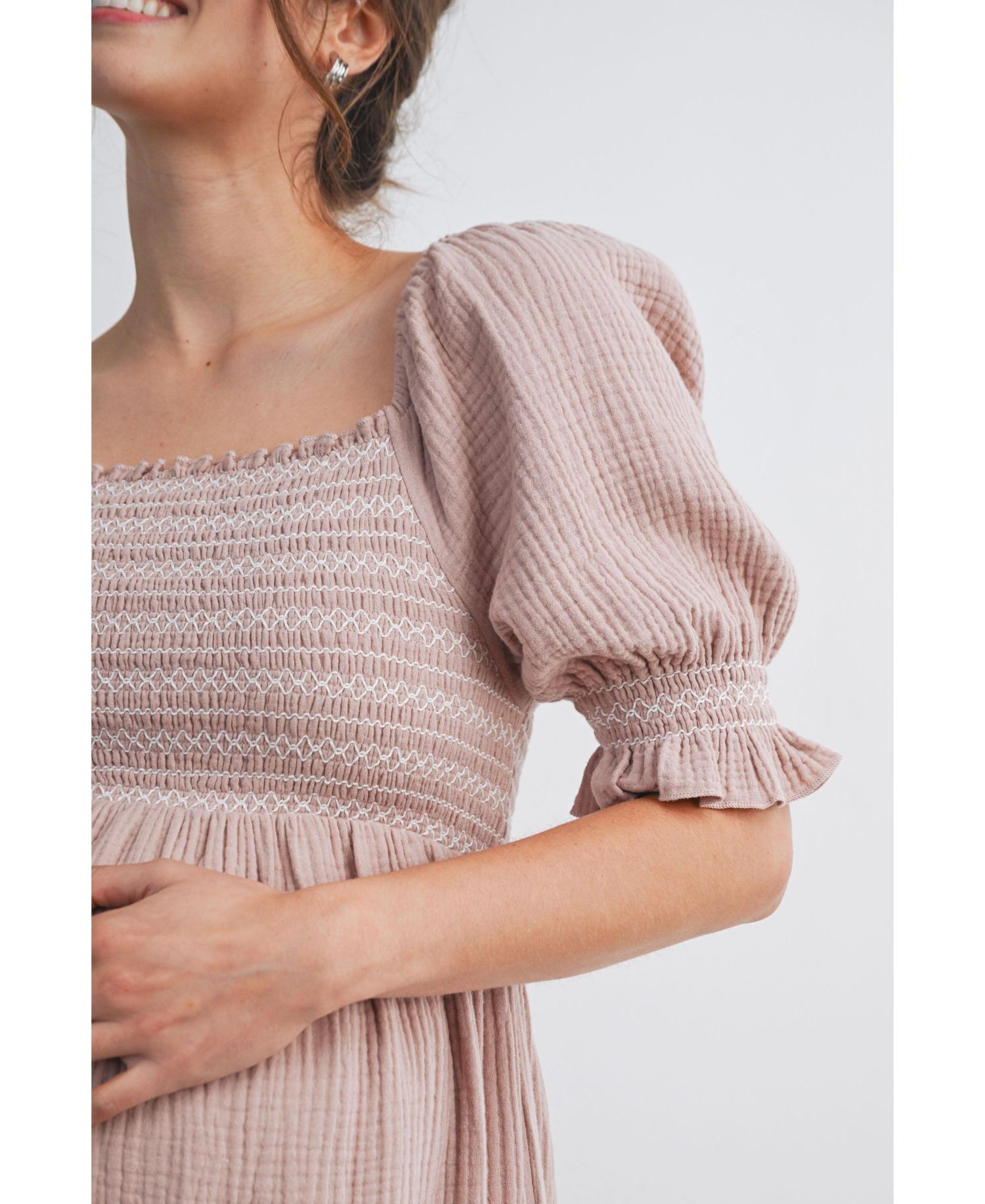 Women's Smocked Empire Waist Puff Sleeve Midi Dress with Ruffle Hem