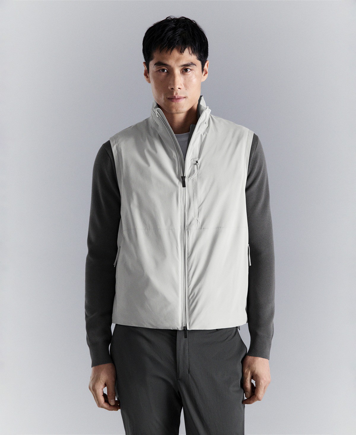 Мужские MANGO Men's Thermore Technology Packable Water-Repellent Vest — фото 1
