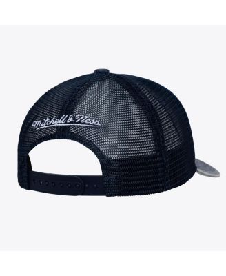 Men's and Women's Navy New York Yankees Gameday Adjustable Trucker Hat