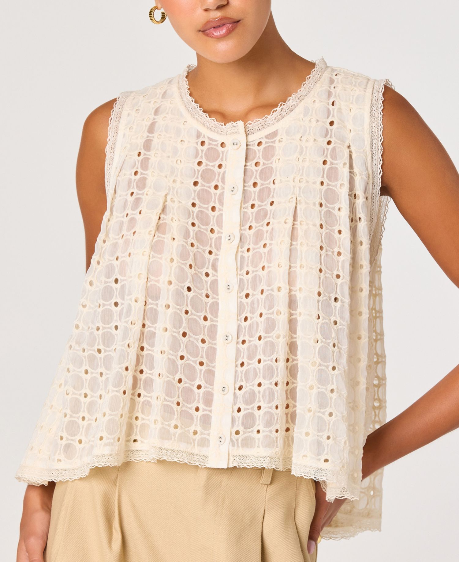 Women's Alisa Sleeveless Crew Neck Top