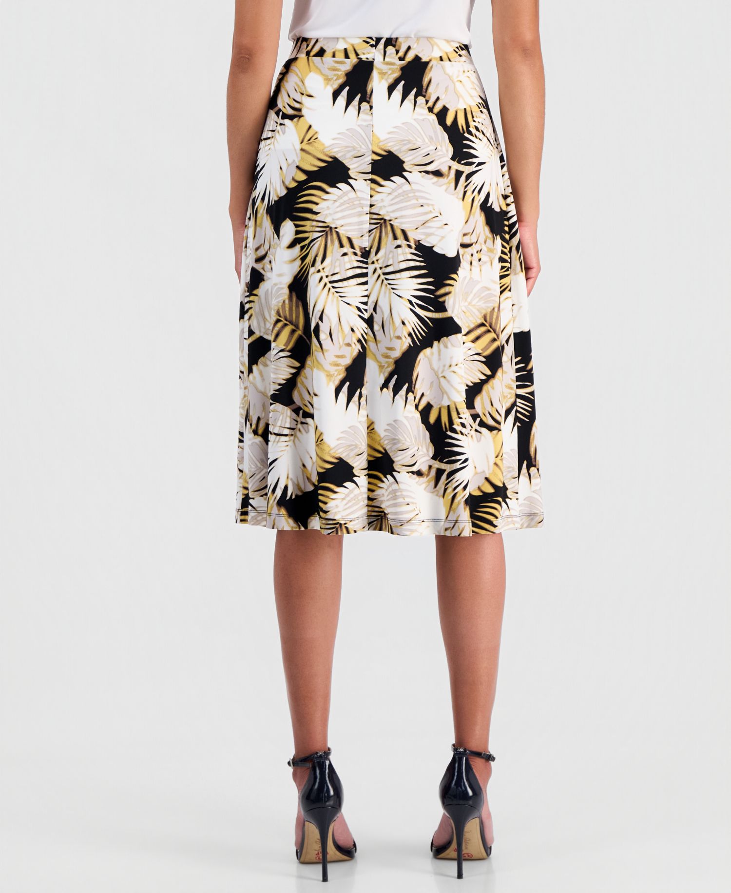 Women's Printed Pull-On A-Line Stretch Skirt